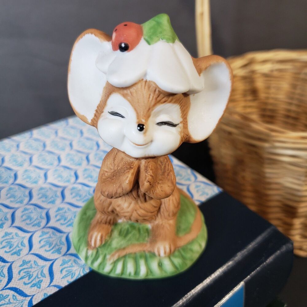 Cute Vintage 80s Miniature Ceramic Mouse with Lady Bug Figurine 3"